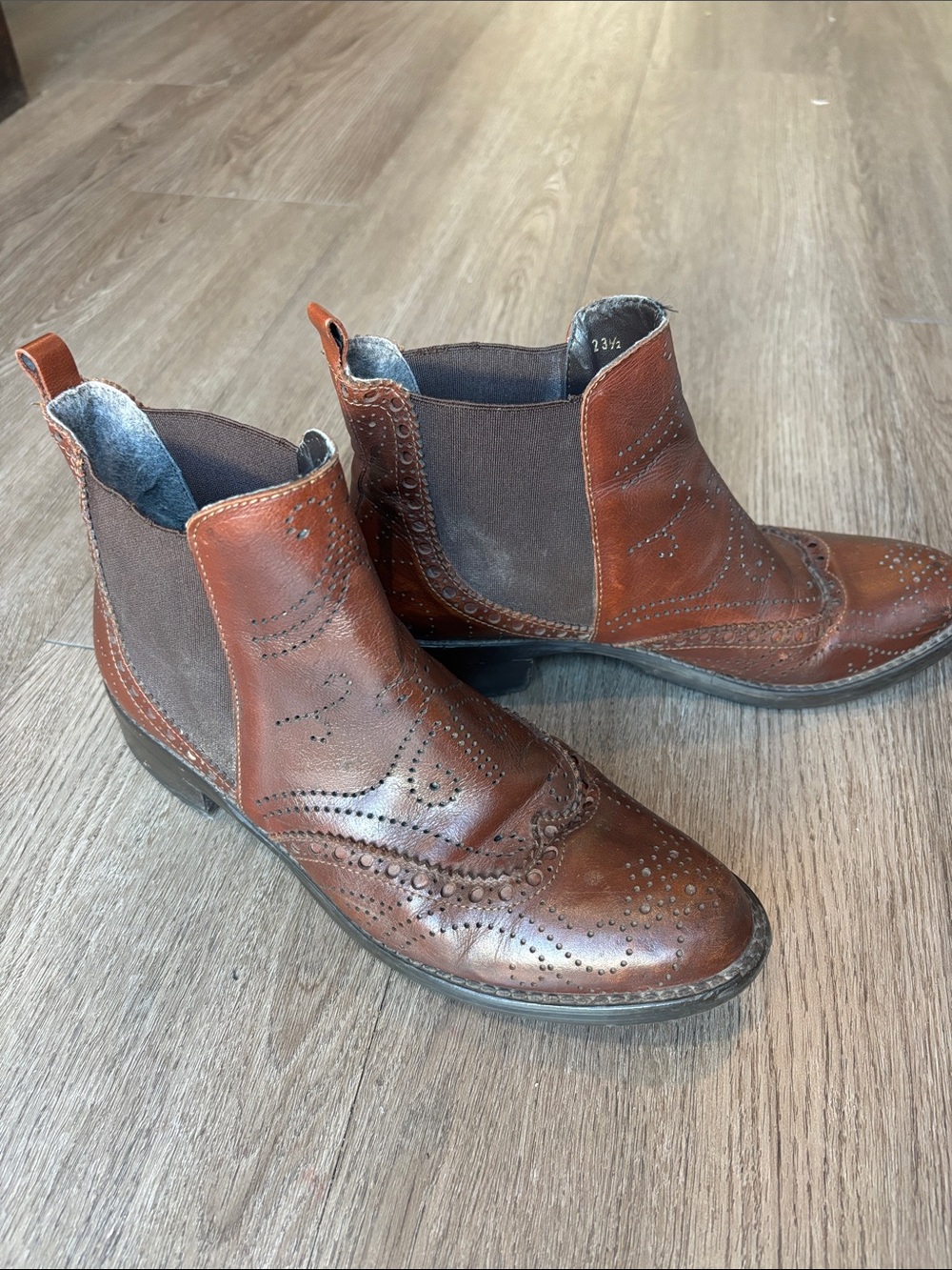 Julio Brown Brogue Leather Wingtip Chelsea Ankle Boots Bootie